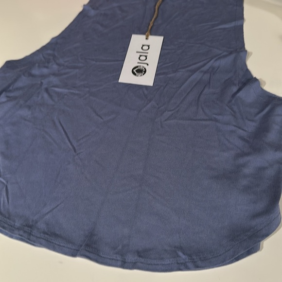 Jala Muscle Tank Top - Picture 3 of 8